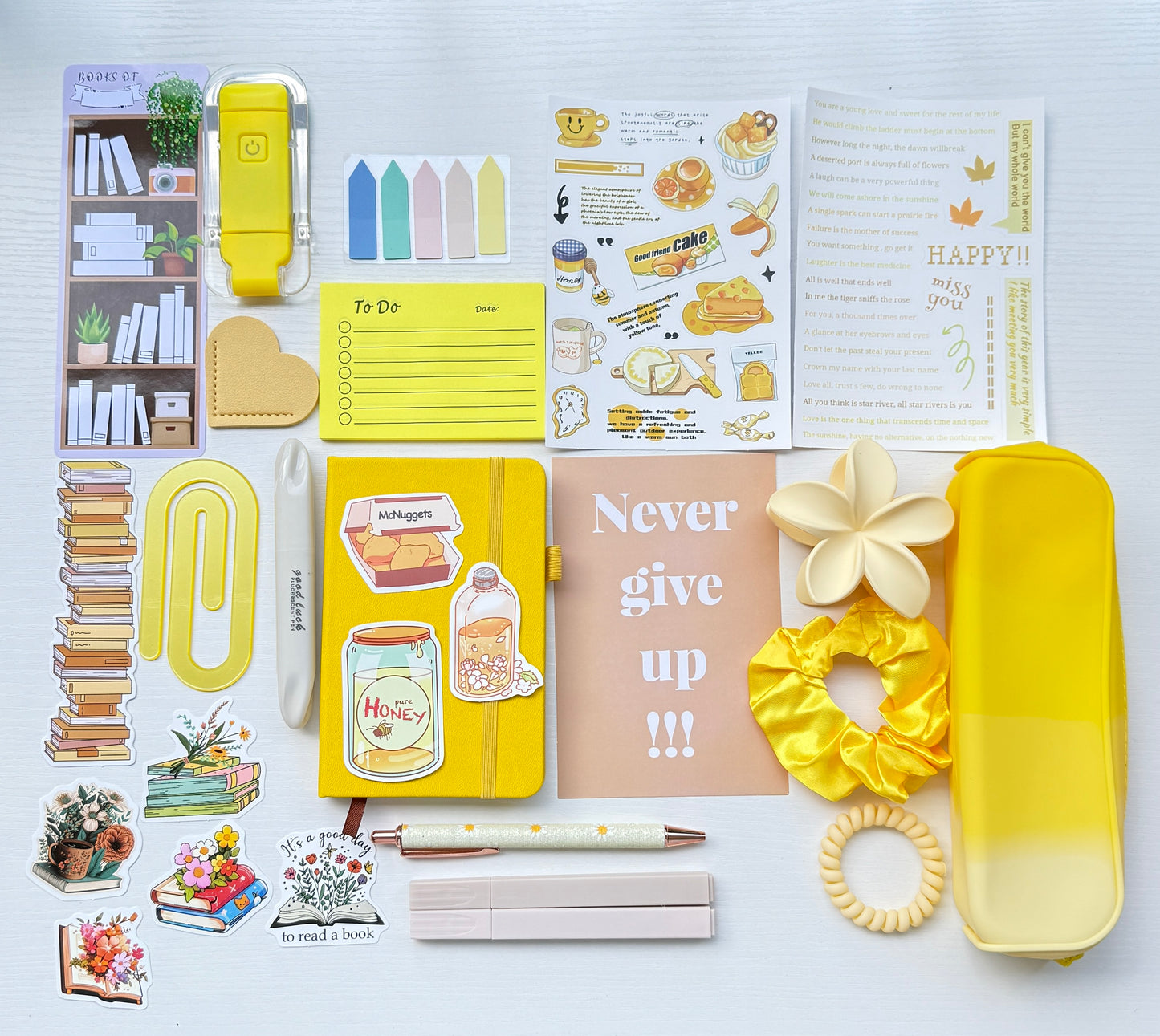 Cozy Stationery Gift Bundle – Yellow Blossom Soft Desk Set