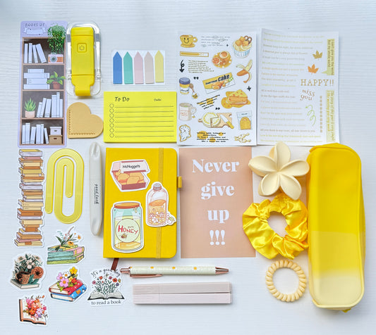 Cozy Stationery Gift Bundle – Yellow Blossom Soft Desk Set