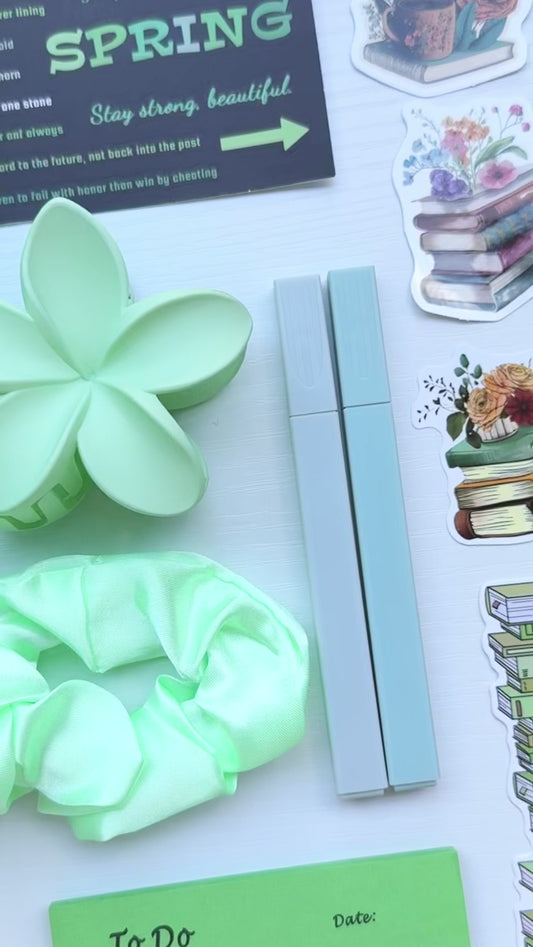 Minimal Elegant Gift Bundle – Green Matcha Stationery Set